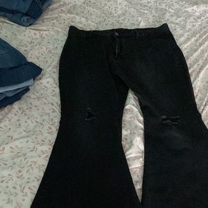 Black super flares